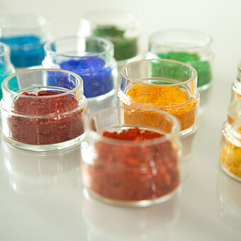 [Translate to French:] Mineral colour pigments