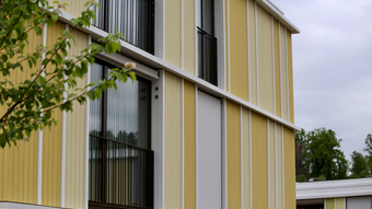 [Translate to Danish:] Beautiful yellow facade with KEiM Lignosil-Color